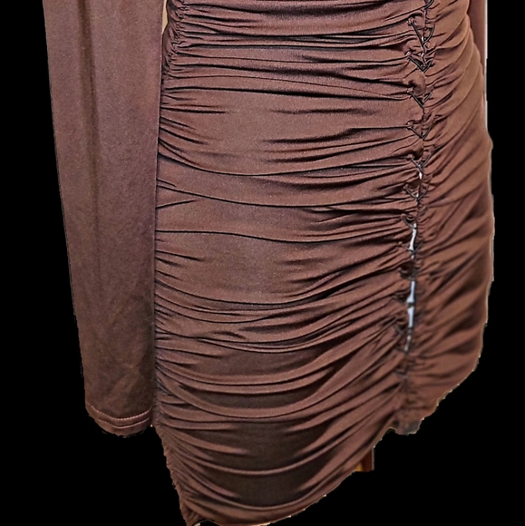 Dress - Picture 2 of 5